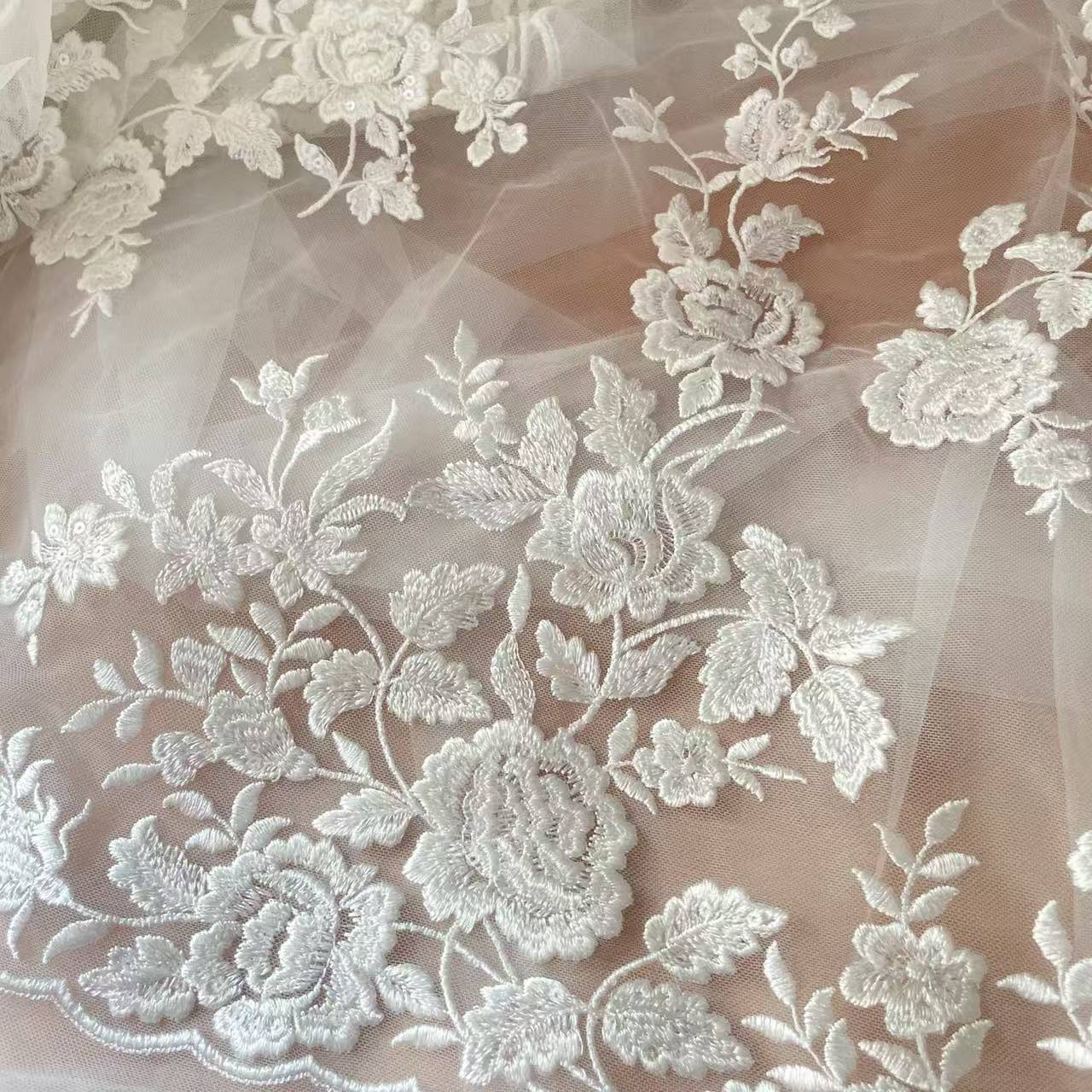 French Embroidered Lace Fabric - Dry Herb Vaping Accessories reseña y precio